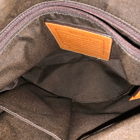 COACH CROSSBODY PURSE - Picture 4 of 7